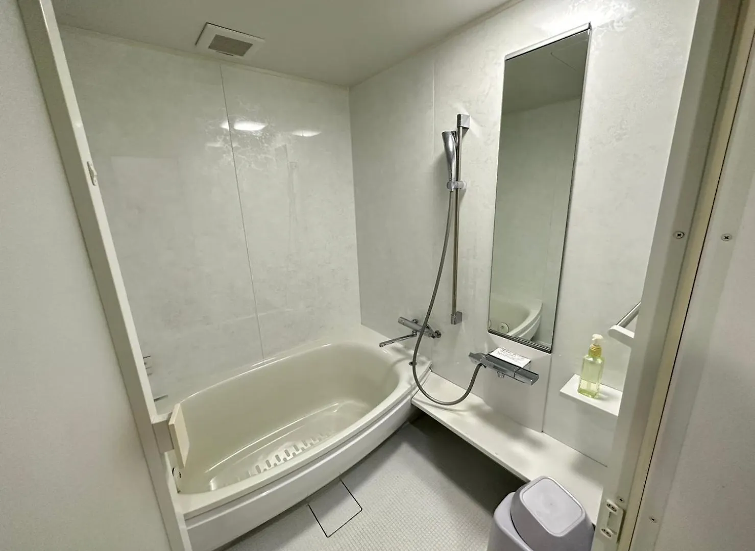City Villa Rアネックス 오사카 아파트